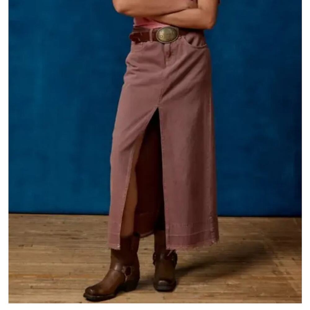 BDG Urban Outfitters size small long denim skirt in dusty rose pink